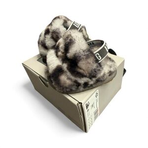 UGG Fuzzy Gray and Black Infant Slippers Brand New in Box